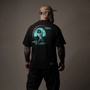 R3ICH ФУТБОЛКА EMBRACE FOR DARKNESS BLACK