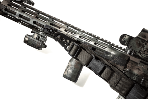 FRAG ЗБРОЙОВИЙ ТРЬОХТОЧКОВИЙ РЕМІНЬ З КАРАБІНОМ OLIVE