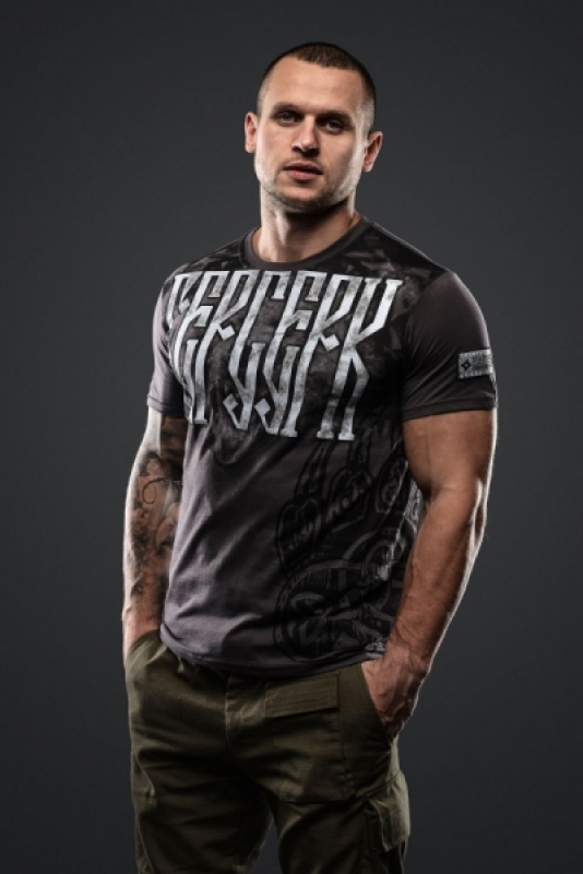 SVASTONE ФУТБОЛКА BERSERKR