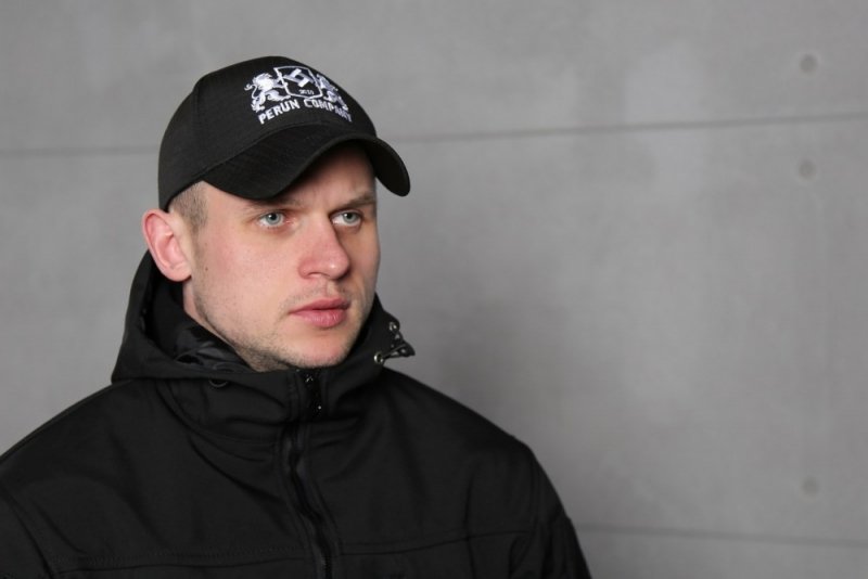 SVASTONE БЕЙСБОЛКА ЛЕВ ЧОРНА