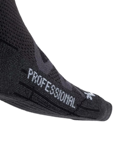 LOWA ШКАРПЕТКИ ТРЕКІНГОВІ 3-SEASON PRO BLACK LS4021/0999