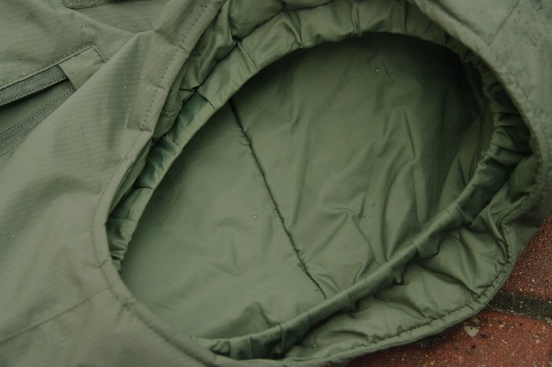 HELIKON-TEX ЖИЛЕТ MALAMUTE CLIMASHIELD APEX 67G ALPHA GREEN H1020-36