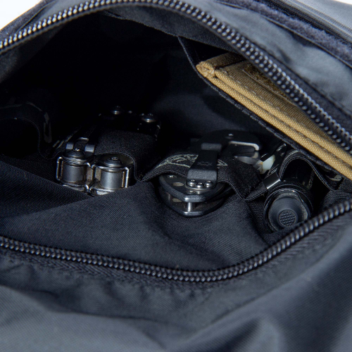 P1G-TAC СУМКА ГОРОДСКАЯ HERALD BLACK UA281-70024-BK