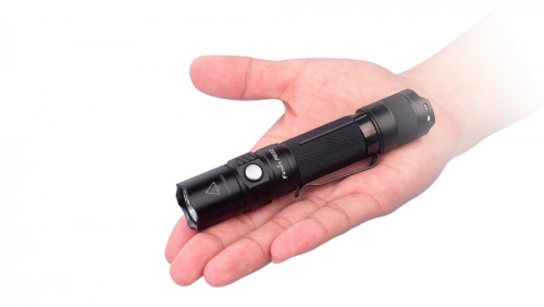 FENIX ФОНАРЬ PD32 V2.0