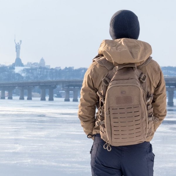 M-TAC РЮКЗАК URBAN LINE CHARGER HEXAGON PACK COYOTE BROWN