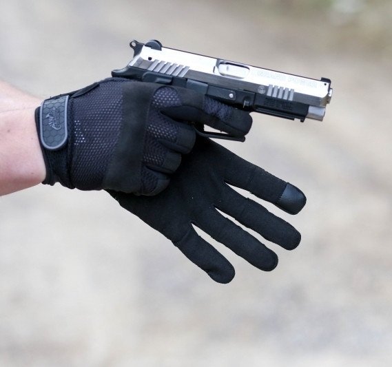 HELIKON-TEX РУКАВИЦІ URBAN TACTICAL VENT GLOVES BLACK H6120-01