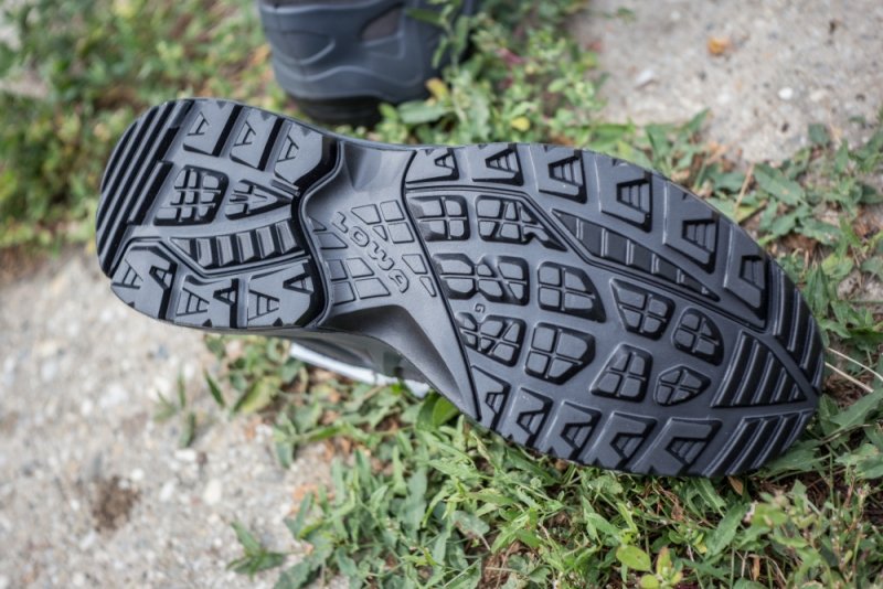 LOWA КРОСІВКИ ZEPHYR II GTX LO TF WOLF 310589/0737
