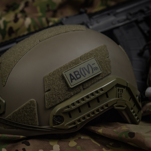 НАШИВКА ГРУПА КРОВІ AB(IV) RH(-) PVC 25Х60 OLIVE