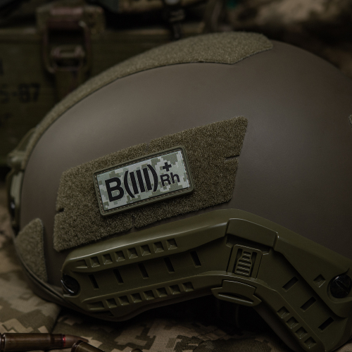 НАШИВКА ГРУПА КРОВІ B(III) RH(+) PVC 25Х60 MM14